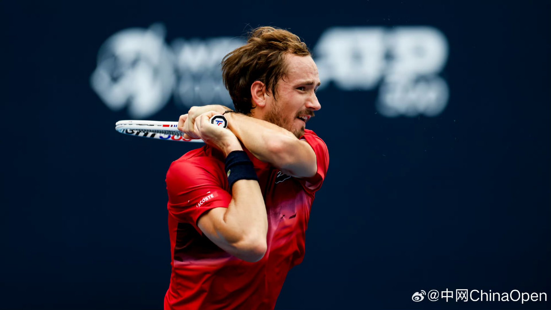 开云体育-美网碾压年终总决赛，梅德韦杰夫惊艳四座