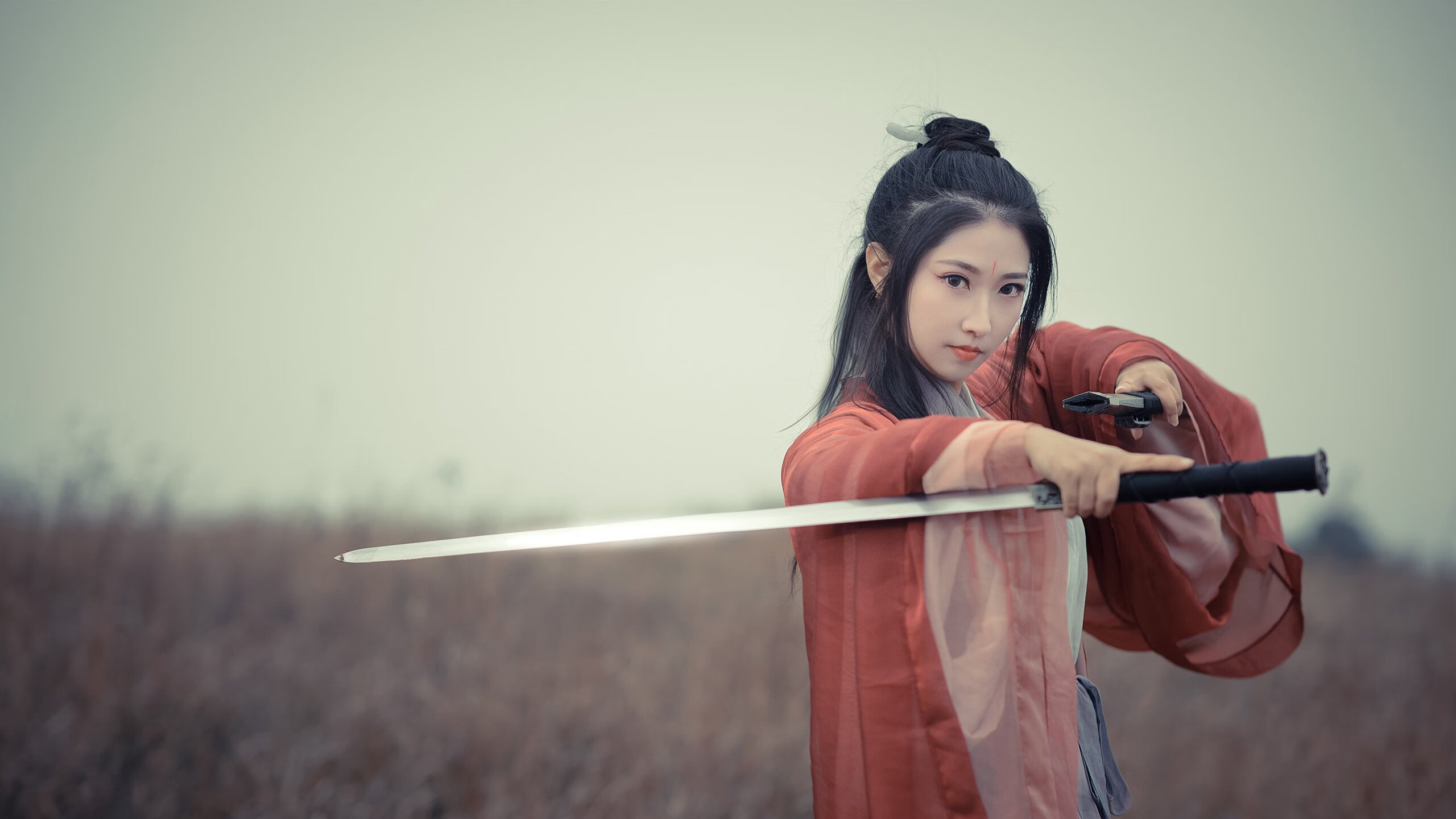 绿茵场与沙漠的对话，伊拉克式防守哲学如何让梅西成为孤胆英雄