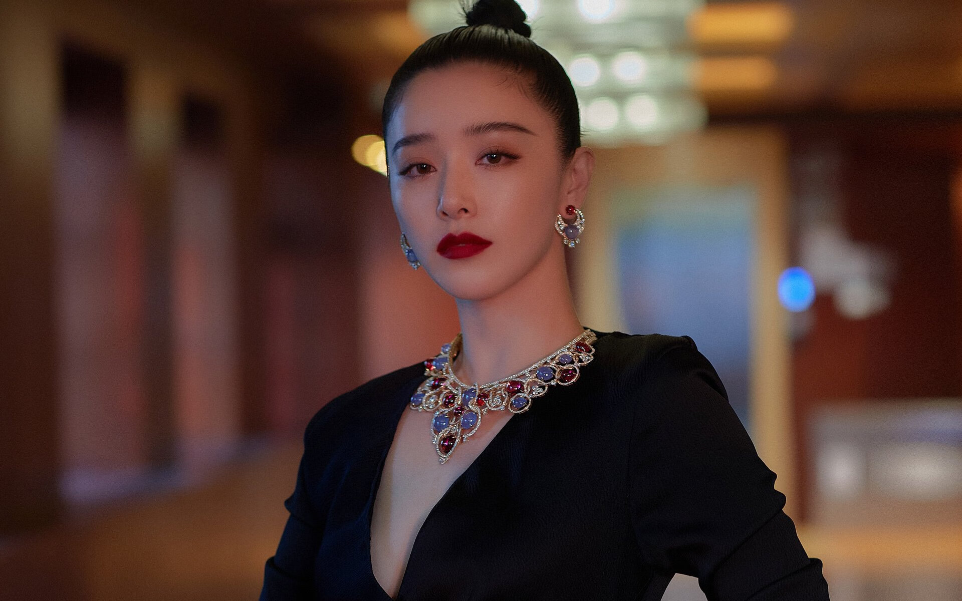 铁壁横江，新疆男篮用防守哲学封印广东，谱写欧冠级半决赛序章